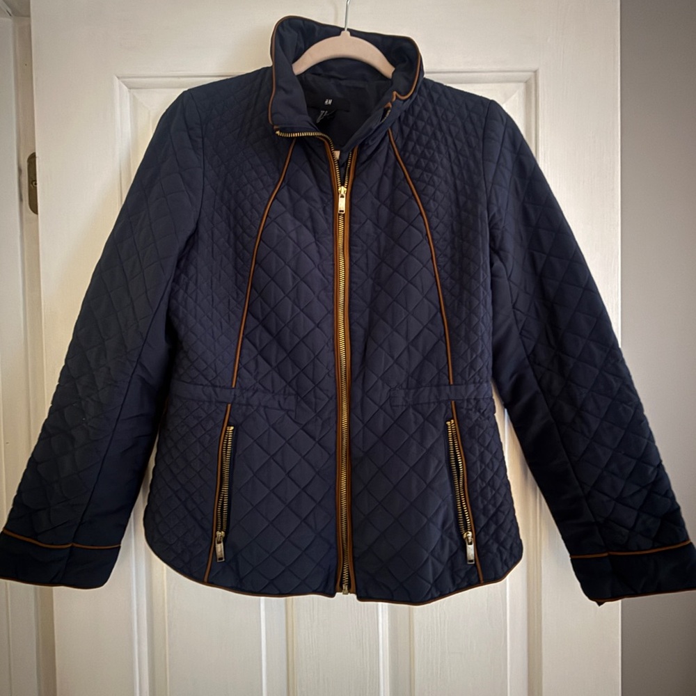 Women’s quilted Navy Blue jacket. Size S/M. Worn once